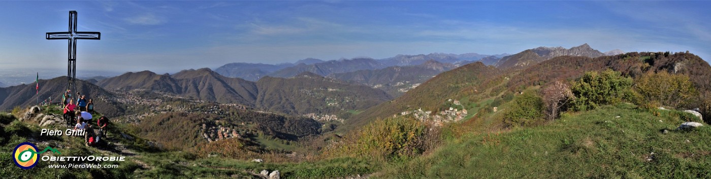 58 Bella vista panoramica dalla Cornagera verso la Val Serina.jpg